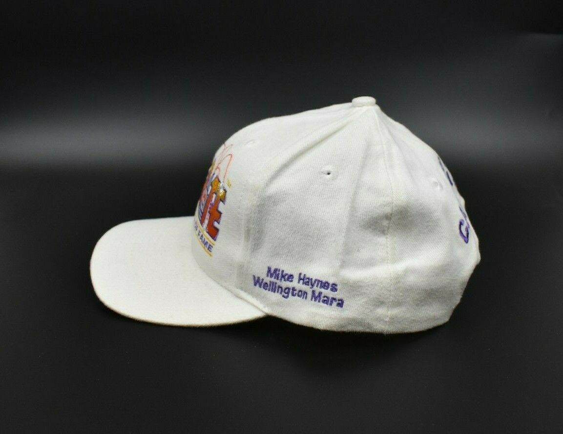 Vintage 1997 Pro Football Hall of Fame Logo Athletic Snapback Cap Hat