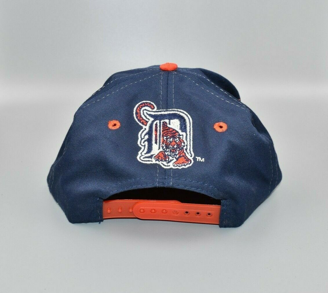 Detroit Tigers MLB Logo 7 Vintage 90's Big Logo Spell Out Snapback Cap –  thecapwizard