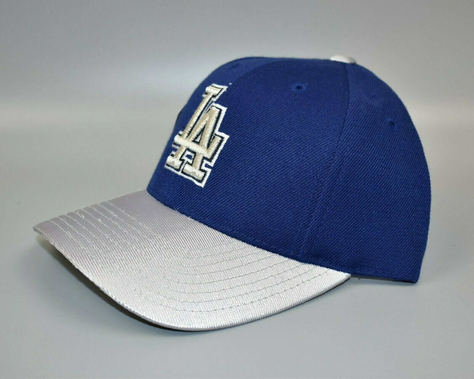 Los Angeles Dodgers Logo Athletic Silver Brim Vintage 90's Wool Snapba –  thecapwizard