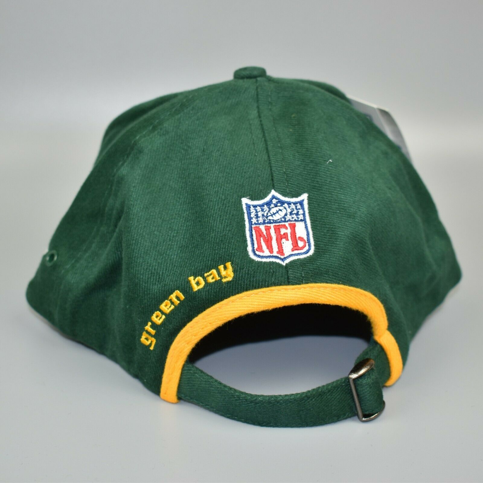 Green Bay Packers Vintage 90's Logo Athletic Pro Line Strapback