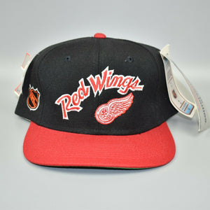 Detroit Red Wings Vintage Sports Specialties Script Fitted Cap Hat - Size: 7 1/2