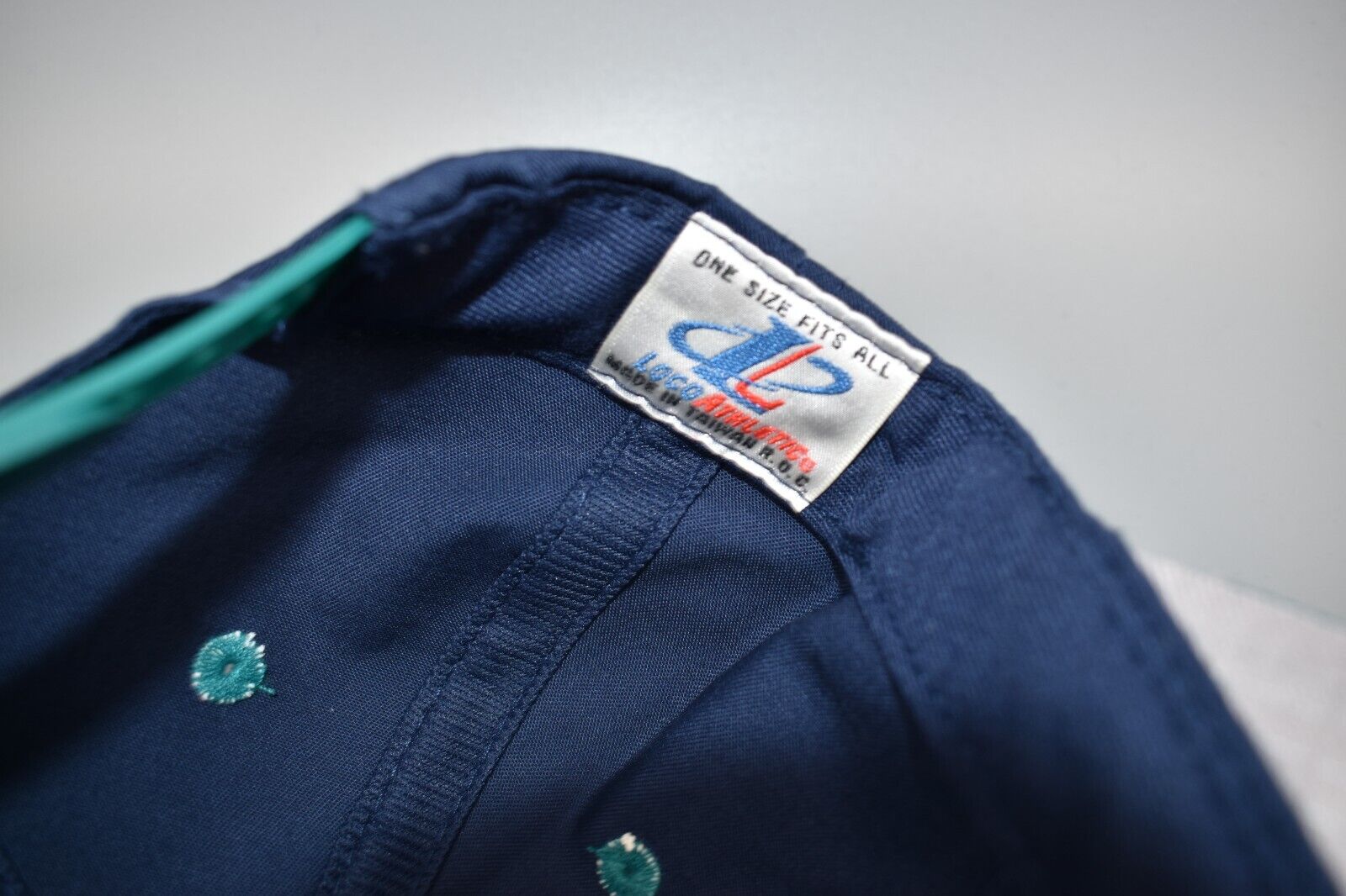 Seattle Mariners Vintage Logo Athletic Split Bar Snapback Cap Hat